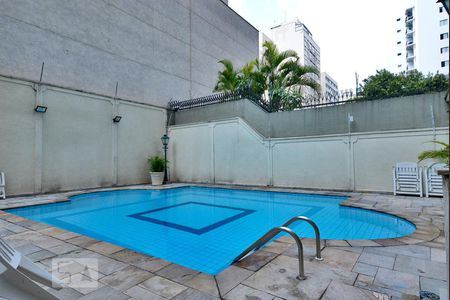 Apartamento para alugar com 62m², 2 quartos e 1 vagaÁrea comum - Piscina