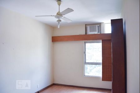 Quarto 1 de apartamento para alugar com 3 quartos, 120m² em Laranjeiras, Rio de Janeiro