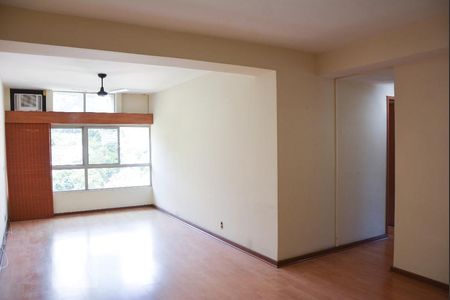 Sala de apartamento para alugar com 3 quartos, 120m² em Laranjeiras, Rio de Janeiro