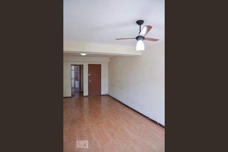 Sala de apartamento para alugar com 3 quartos, 120m² em Laranjeiras, Rio de Janeiro