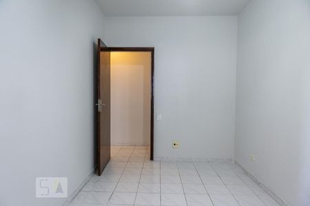 Apartamento para alugar com 107m², 3 quartos e 1 vaga Apartamento para alugar com 107m², 3 quartos e 1 vagaQuarto