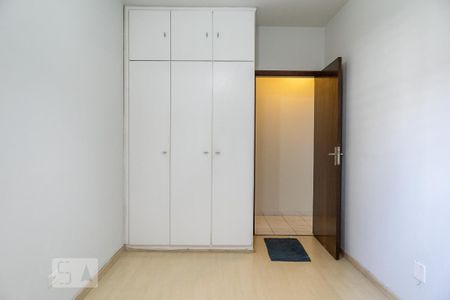 Apartamento para alugar com 107m², 3 quartos e 1 vaga Apartamento para alugar com 107m², 3 quartos e 1 vagaQuarto 2