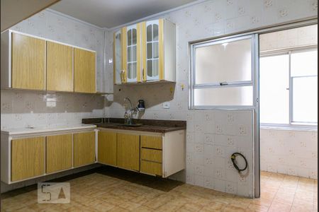 Apartamento para alugar com 107m², 3 quartos e 1 vaga Apartamento para alugar com 107m², 3 quartos e 1 vagaCozinha