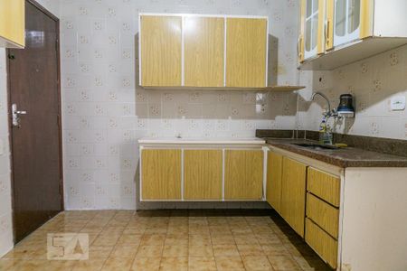 Apartamento para alugar com 107m², 3 quartos e 1 vaga Apartamento para alugar com 107m², 3 quartos e 1 vagaCozinha