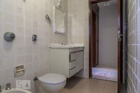 Apartamento para alugar com 107m², 3 quartos e 1 vaga Apartamento para alugar com 107m², 3 quartos e 1 vagaBanheiro