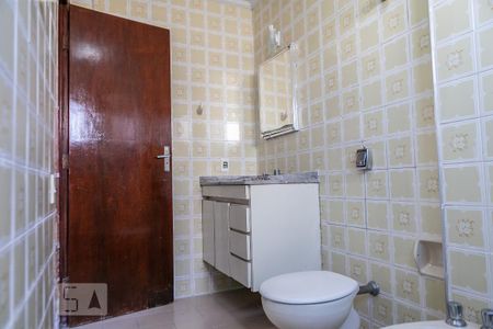 Apartamento para alugar com 107m², 3 quartos e 1 vaga Apartamento para alugar com 107m², 3 quartos e 1 vagaBanheiro da suíte