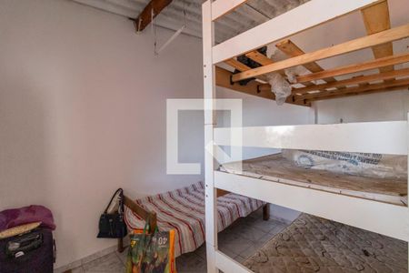 Casa à venda com 175m², 5 quartos e 5 vagasQuarto Externo