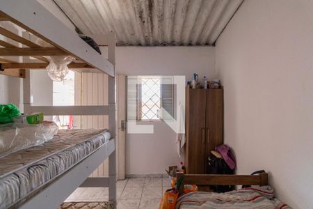 Casa à venda com 175m², 5 quartos e 5 vagasQuarto Externo