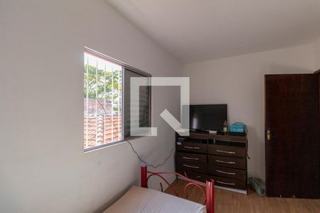 Casa à venda com 175m², 5 quartos e 5 vagasQuarto 2