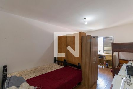Casa à venda com 175m², 5 quartos e 5 vagasQuarto 3