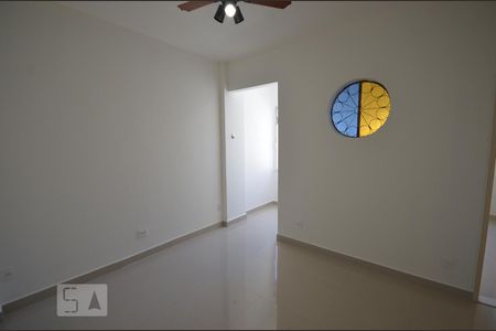 Sala de apartamento para alugar com 1 quarto, 38m² em Catete, Rio de Janeiro