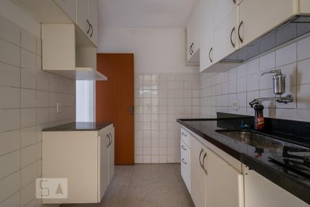 Apartamento à venda com 70m², 2 quartos e 1 vaga Apartamento à venda com 70m², 2 quartos e 1 vagaCozinha