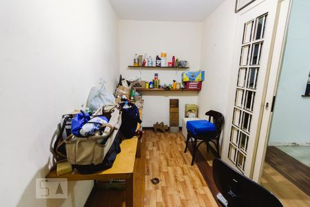 Casa para alugar com 180m², 2 quartos e 2 vagas Casa para alugar com 180m², 2 quartos e 2 vagasEscritório