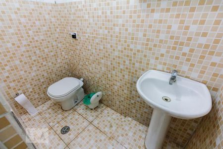 Casa para alugar com 180m², 2 quartos e 2 vagas Casa para alugar com 180m², 2 quartos e 2 vagasDepósito Banheiro