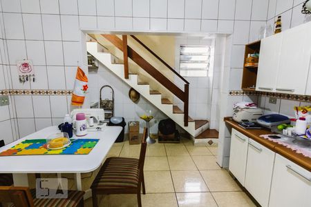 Casa para alugar com 180m², 2 quartos e 2 vagas Casa para alugar com 180m², 2 quartos e 2 vagasCozinha