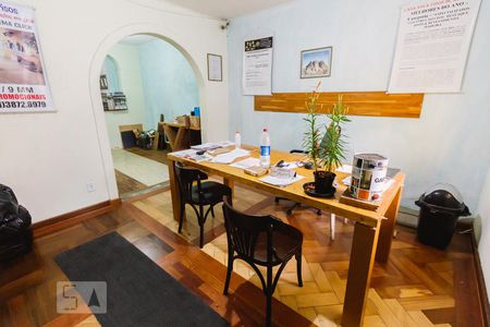 Casa para alugar com 180m², 2 quartos e 2 vagas Casa para alugar com 180m², 2 quartos e 2 vagasSala 03