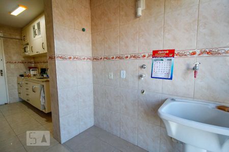 Apartamento à venda com 58m², 2 quartos e 1 vagaDetalhe da area de serviço