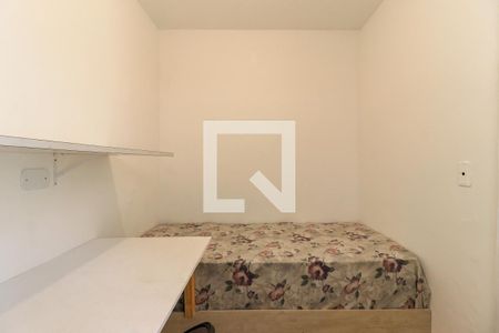 Casa à venda com 180m², 3 quartos e 2 vagas Casa à venda com 180m², 3 quartos e 2 vagasQuarto de Serviço