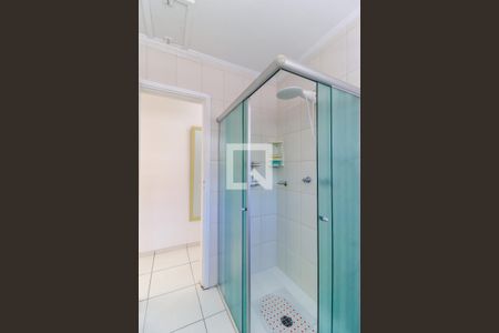 Casa à venda com 180m², 3 quartos e 2 vagas Casa à venda com 180m², 3 quartos e 2 vagasBanheiro