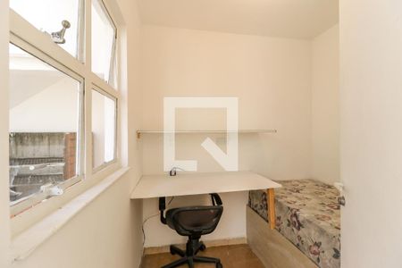 Casa à venda com 180m², 3 quartos e 2 vagas Casa à venda com 180m², 3 quartos e 2 vagasQuarto de Serviço