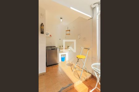 Casa à venda com 180m², 3 quartos e 2 vagas Casa à venda com 180m², 3 quartos e 2 vagasÁrea de Serviço