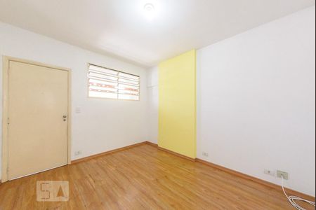 Sala de kitnet/studio para alugar com 1 quarto, 36m² em Centro, Campinas