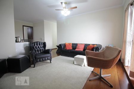 Apartamento para alugar com 290m², 4 quartos e 5 vagasSala