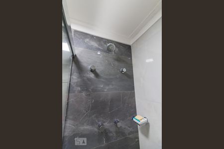 Apartamento à venda com 60m², 2 quartos e 1 vagaBanheiro - chuveiro