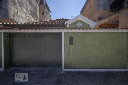 Fachada de casa para alugar com 2 quartos, 90m² em Irajá, Rio de Janeiro