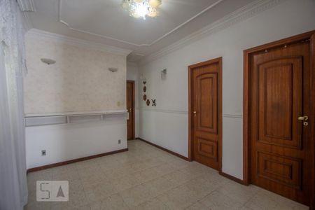 Casa para alugar com 2 quartos, 90m² em Irajá, Rio de Janeiro