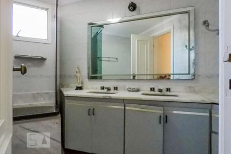 Apartamento à venda com 158m², 3 quartos e 3 vagasQuarto 4 - suite