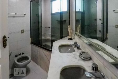 Apartamento à venda com 158m², 3 quartos e 3 vagasQuarto 4 - suite
