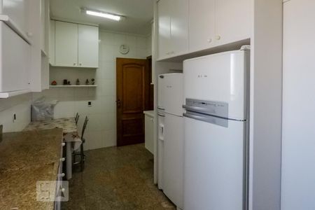 Apartamento à venda com 158m², 3 quartos e 3 vagasCozinha