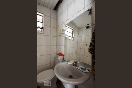 Casa à venda com 210m², 4 quartos e 2 vagasBanheiro  - Edícula