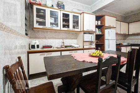 Casa à venda com 210m², 4 quartos e 2 vagasCozinha
