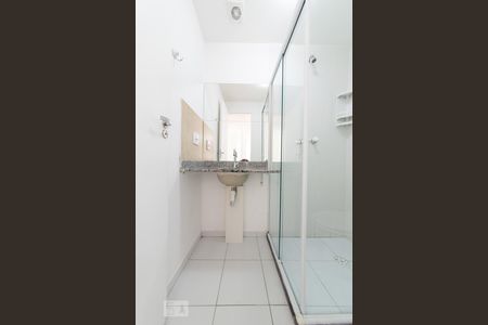 Apartamento à venda com 50m², 2 quartos e 1 vaga Apartamento à venda com 50m², 2 quartos e 1 vagaBanheiro
