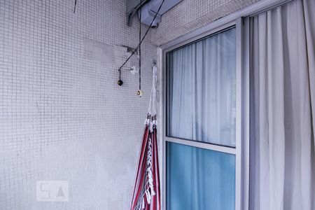 Apartamento à venda com 75m², 2 quartos e 1 vaga Apartamento à venda com 75m², 2 quartos e 1 vagaVaranda Sala