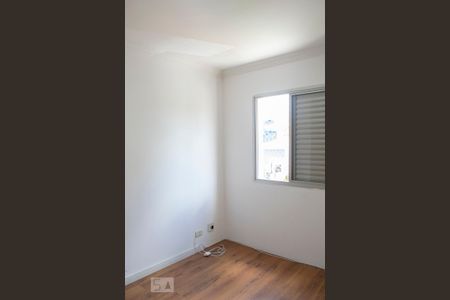 QUARTO  3 SUITE de apartamento para alugar com 3 quartos, 77m² em Santa Teresinha, São Paulo