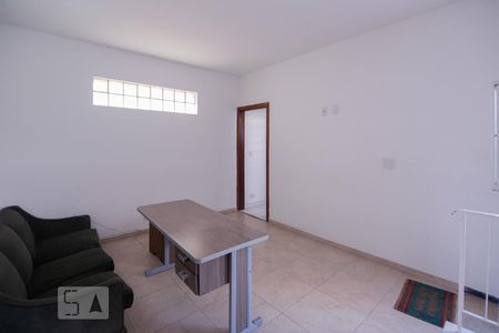 Casa à venda com 150m², 4 quartos e sem vagaSala