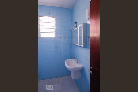 Banheiro 1 de casa à venda com 4 quartos, 150m² em Sumarezinho, São Paulo