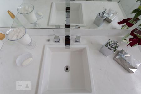 Apartamento à venda com 260m², 1 quarto e 2 vagasBanheiro