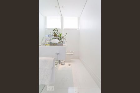 Apartamento à venda com 260m², 1 quarto e 2 vagasLavabo