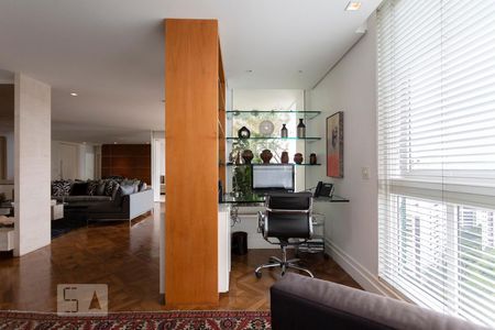 Apartamento à venda com 260m², 1 quarto e 2 vagasSala