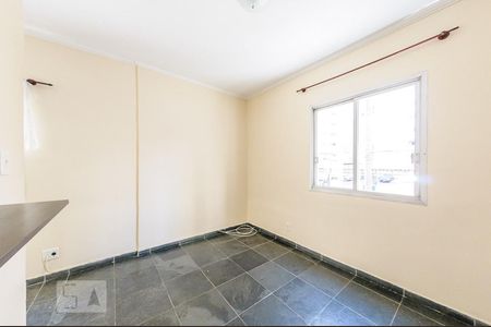 Sala de apartamento para alugar com 1 quarto, 40m² em Centro, Campinas