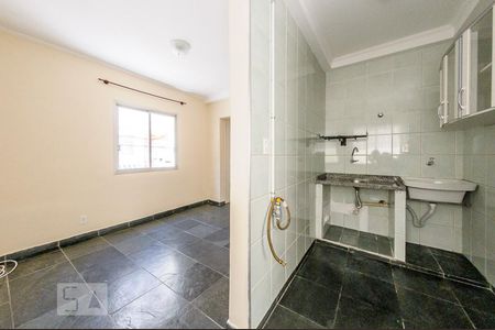 Sala / Cozinha de apartamento à venda com 1 quarto, 40m² em Centro, Campinas