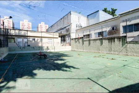 Apartamento à venda com 72m², 2 quartos e sem vagaÁrea comum