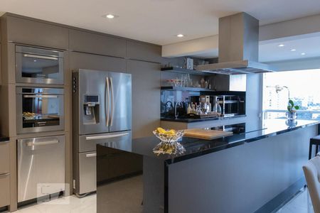 Apartamento à venda com 140m², 3 quartos e 2 vagasCozinha