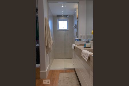 Apartamento à venda com 140m², 3 quartos e 2 vagasBanheiro 2 Suite 1