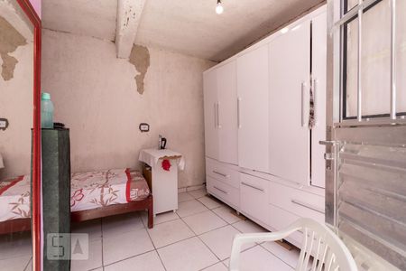 Casa à venda com 150m², 5 quartos e 2 vagas Casa à venda com 150m², 5 quartos e 2 vagasQuarto 2