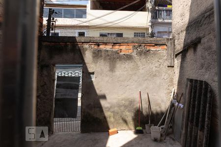 Vista da sala de casa à venda com 5 quartos, 150m² em Conjunto Promorar Sapopemba, São Paulo